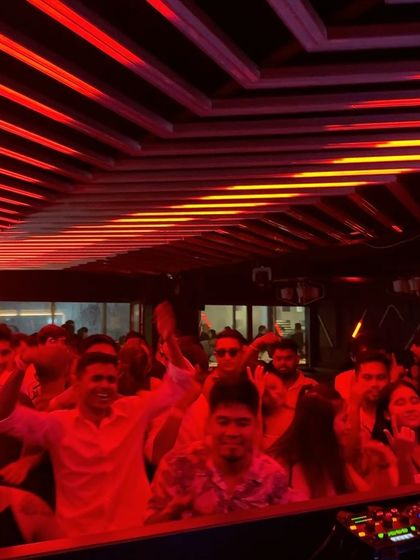 Ivan Nilkon - Live DJ Services Mainstage Madness photo 48