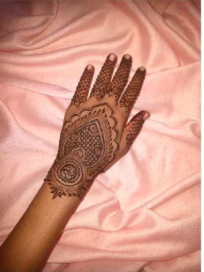 Festive & Party Mehndi photo 21