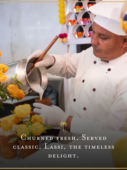 A timeless classic, our fresh-churned lassi is poured from traditional vessels into rustic kulhads. This live beverage station offers a cooling, creamy respite that adds an authentic and refreshing touch to any celebration.