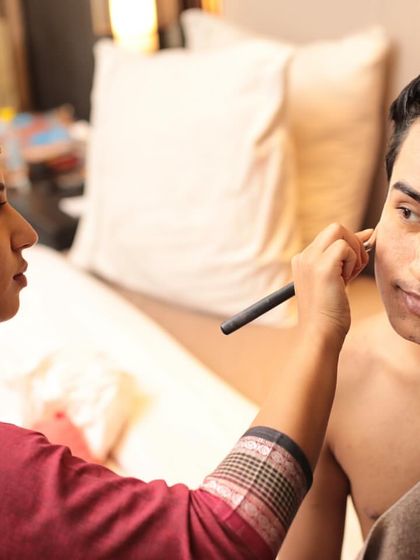 Behind the Scenes: The Creative Process photo 7