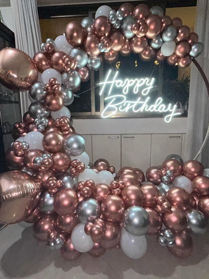 Another angle of the beautiful rose gold balloon decor.