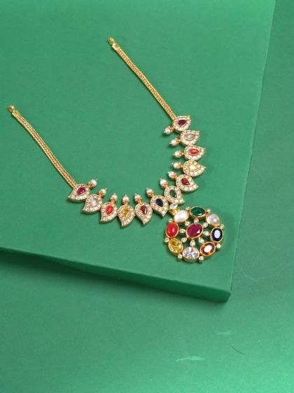 Statement Necklaces & Chokers photo 11