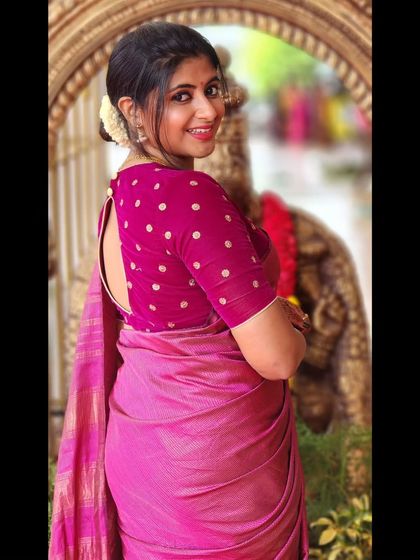 Aishwarya Rangarajan - Live Musical Performance Elegance in Ethnic Wear photo 25