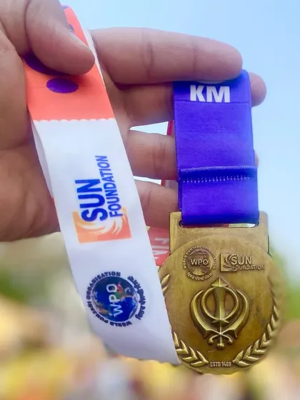 A close-up of the Super Sikh Run medal. A beautiful memento from a memorable race.