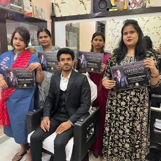 Monu Hair Academy