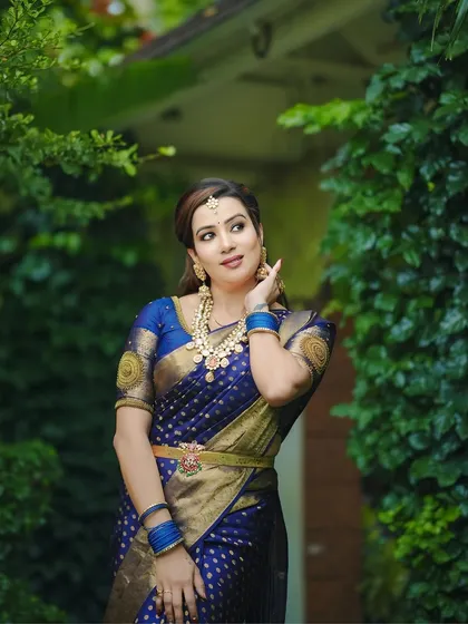 I love seeing how my clients style the jewellery for their special events. Here, our Guttapusalu necklace with pearl detailing is paired with a beautiful blue silk saree, creating an elegant and timeless look for a pre-wedding function or a family celebration.