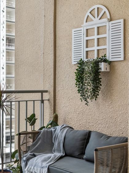 StyleMyKona - Residential Interior Design Welcoming Entryways & Foyers photo 9