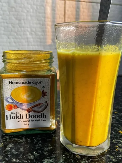 Here is our comforting Haldi Doodh, or 'Golden Milk', ready to be enjoyed. We’ve given this age-old wellness drink our own special touch by blending pure turmeric with hints of vanilla and coconut, making it a delicious and healthy ritual for any time of day.