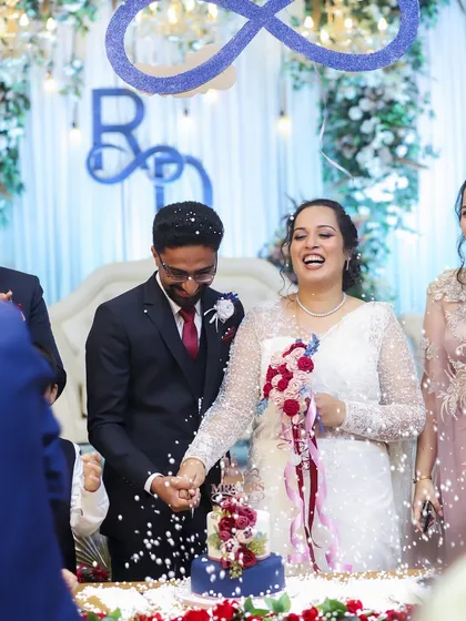 The happy couple cutting their cake! Being part of these joyful moments is the biggest reward.