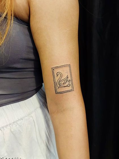 Minimalist & Fine-Line Art photo 17