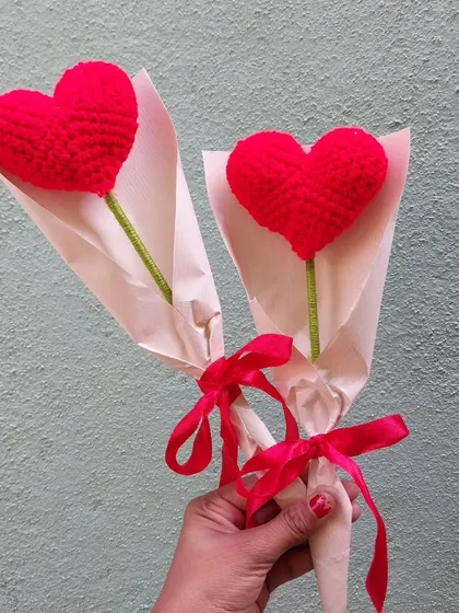 Two of my single heart bouquets, ready to be gifted.