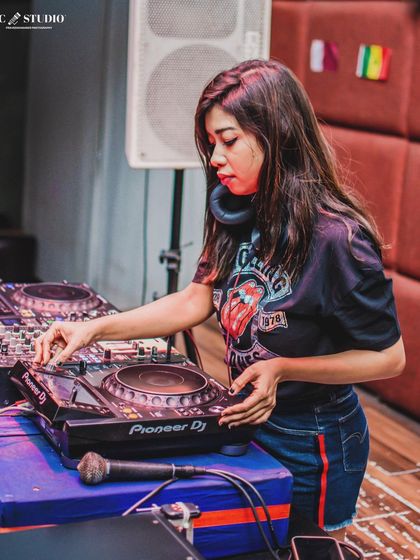 Rash - Bollywood & Commercial DJ High-Energy Club Nights photo 34