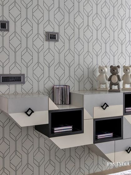 Art & Sculptural Details photo 6