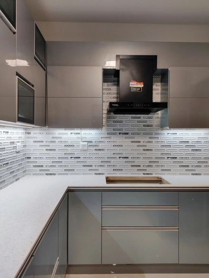 Walls Interior - Modular Kitchen Design Colorful & Two-Tone Kitchens photo 5