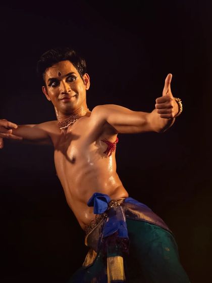 A playful and engaging moment from the Samarpan festival. Connecting with the audience and sharing the joy of the dance is an essential part of my performance philosophy.