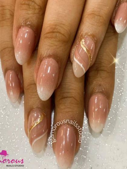 Elegant Nudes & Neutrals photo 3