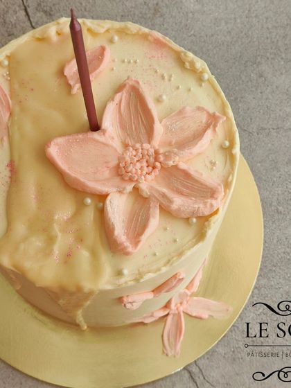 Le Soir Pâtisserie - Custom Cakes Elegant Buttercream & Floral Designs photo 9