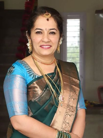 I believe in creating age-appropriate, elegant makeup. For this lovely client, I focused on a fresh and natural base with subtle definition on the eyes to enhance her features gracefully.