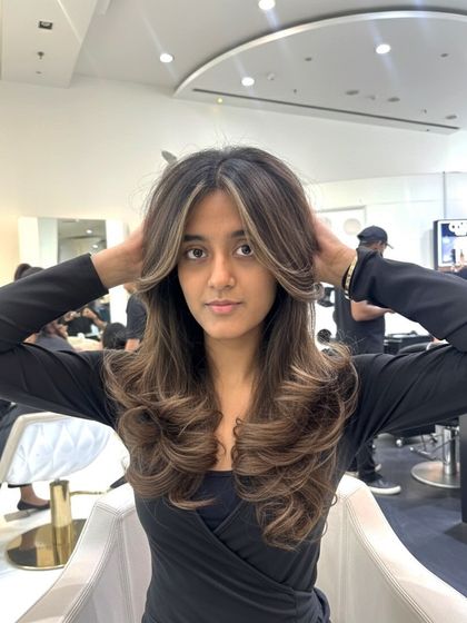 Luminous Blondes & Cool Ash Tones photo 3