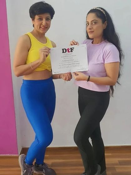 Presenting the DtF certification to our new franchisee. She is now officially part of our team of empowered women.