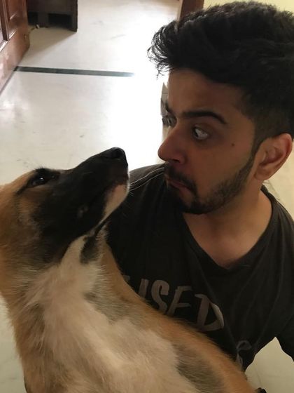 This is a throwback to one of my earliest training moments. The look of connection and curiosity from this dog is what sparked my journey. It's that bond I seek to create in every session.