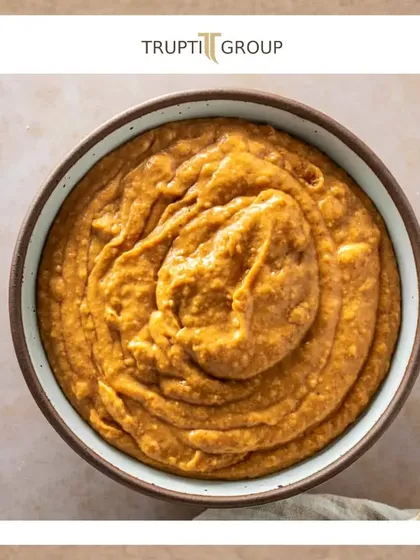 Delight in the velvety texture of our Ethiopian Shiro Wot. This rich and aromatic stew, made with hand selected spices, captures the essence of Ethiopian culinary heritage.
