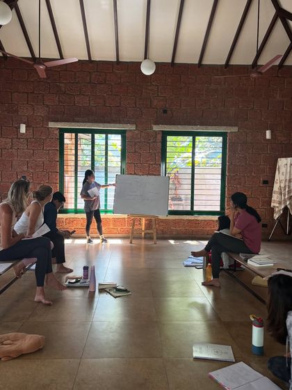 Pratyaksha Yoga - Yoga Teacher Training Beyond the Mat: Philosophy, Breath & Chanting photo 6