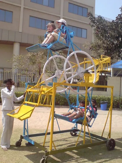 We also offer a 4-seater Ferris wheel, which is a great option for smaller spaces or events with younger children. It provides the same classic fun in a more compact footprint.