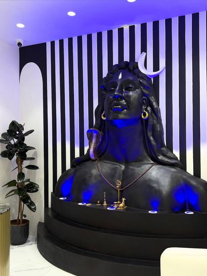 Statement Sculptures & 3D Murals photo 6