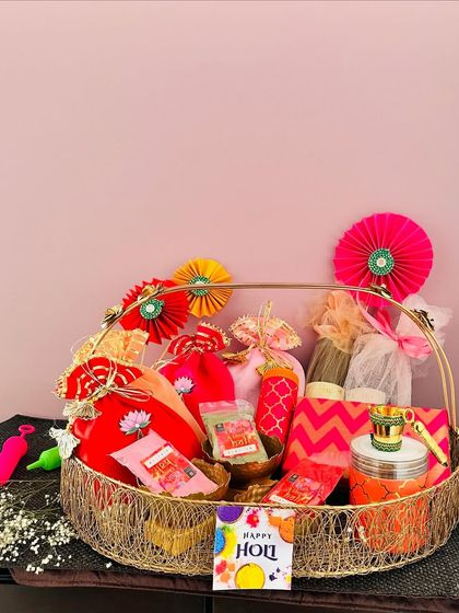 Vibrant Holi Hampers photo 10