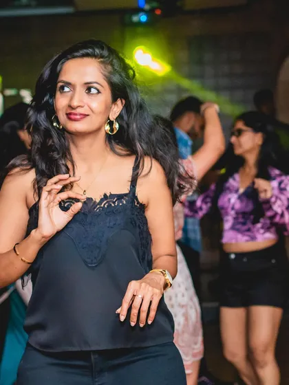 A guest dancing at TYD.