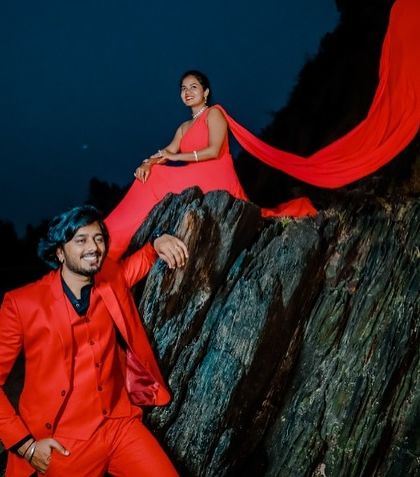 Dee Yashaswini - Occasion Wear Rentals Couple & Pre-Wedding Styles photo 7