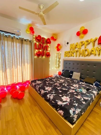 Romantic & Anniversary Decorations photo 31