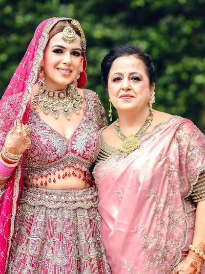 Raju Mehendi - Guest & Family Mehandi Our Team at Your Wedding photo 11