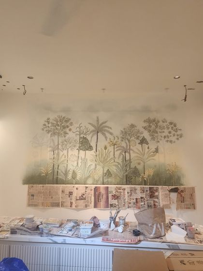 The Art of Design: Hand-Painted Murals photo 4