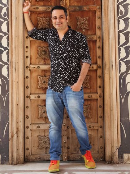 Another new photo for my team. While you're here, check out the link in my bio to register for our free workshop and get access to exclusive offers for our big event.