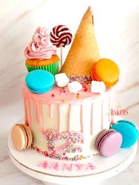 Cupcakes & Dessert Hampers