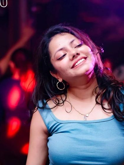 Lost in the rhythm at The Fixx. This is what a great night of dancing looks like.