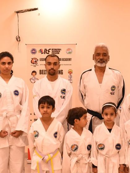 Another group of our students, from the youngest to the oldest, after their successful promotion.
