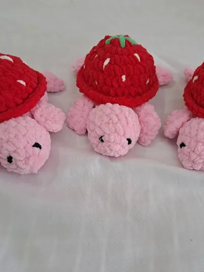 A trio of the strawberry turtles.