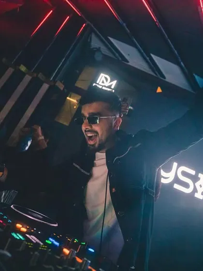 That moment when the beat drops and the crowd roars back at you. This is pure joy, the reason I do what I do, captured in a single shot at Flo Bangalore.