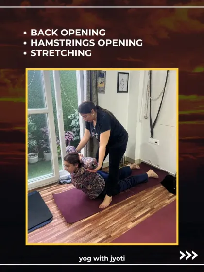 A graphic highlighting the benefits of our flexibility sessions: back opening, hamstring opening, and overall stretching.