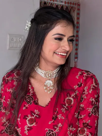 A candid shot of this client, looking beautiful and happy.