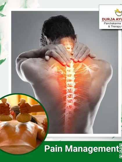 Our pain management programs for the spine utilize therapies like herbal poultice massage (Kizhi). This treatment helps restore balance to the mind and body while directly addressing spinal pain and inflammation.