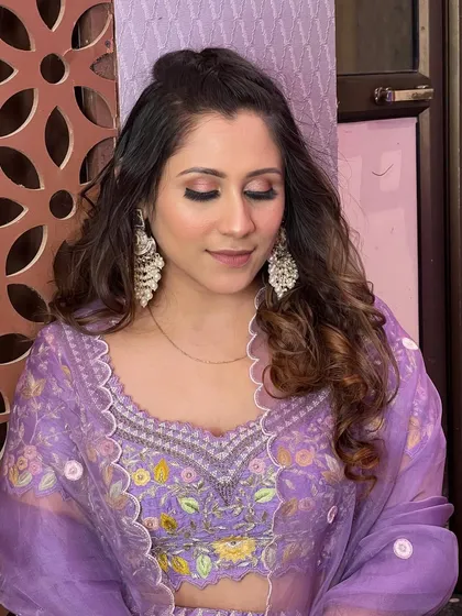 A close-up of the soft, shimmery eye makeup in this lovely lavender-toned look.