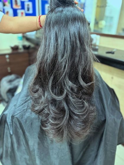 VLCC School of Beauty - Professional Hairdressing & Styling Mastering Haircuts: From Classic to Contemporary photo 11