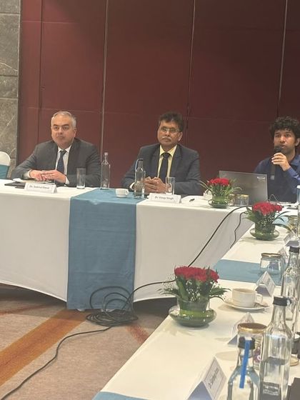 Participating in a panel discussion at the Eczperts Summit. We explored how practical scoring systems can help guide treatment decisions, ensuring a more standardized and effective approach to managing Atopic Dermatitis.