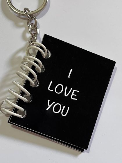 The clean and simple design of the "I Love You" keychain.