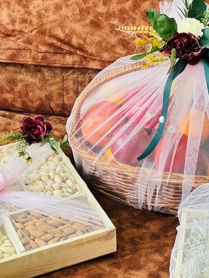 Gift Hamper - Wedding Gifting & Trousseau Packing Artistic Trousseau Packing photo 22