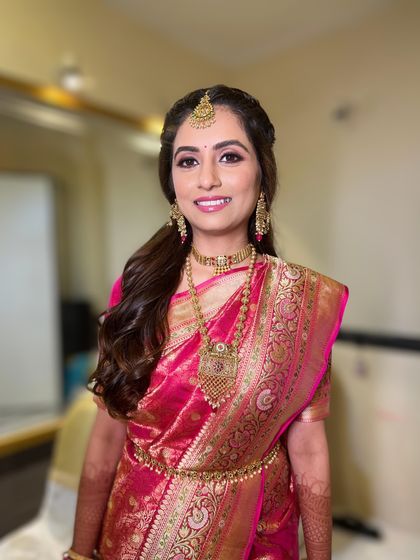 Classic Red & Pink Bridal Looks photo 97